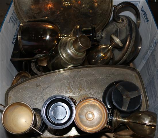 Plated golf trophy, trays etc